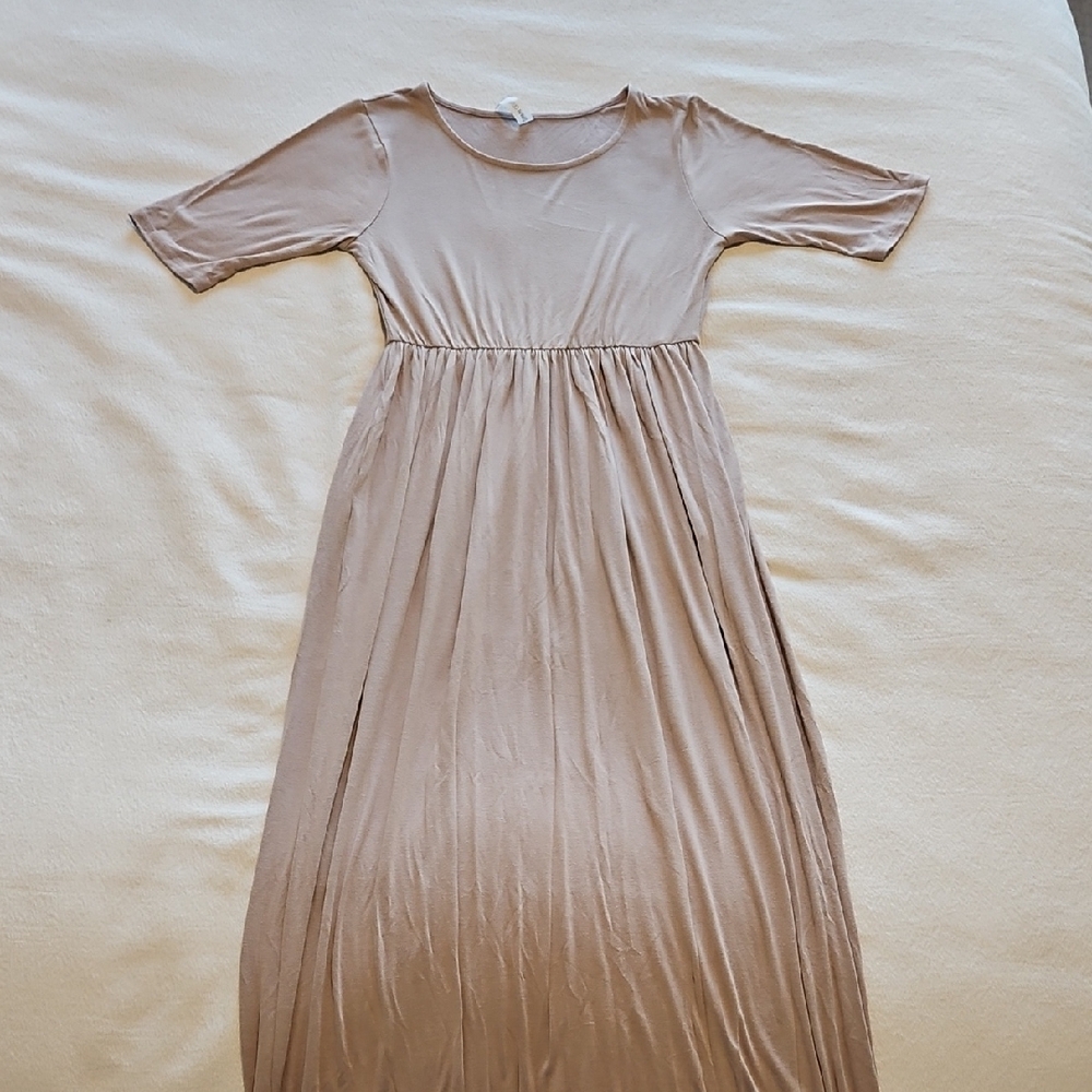 Short Sleeved Maxi Dress
